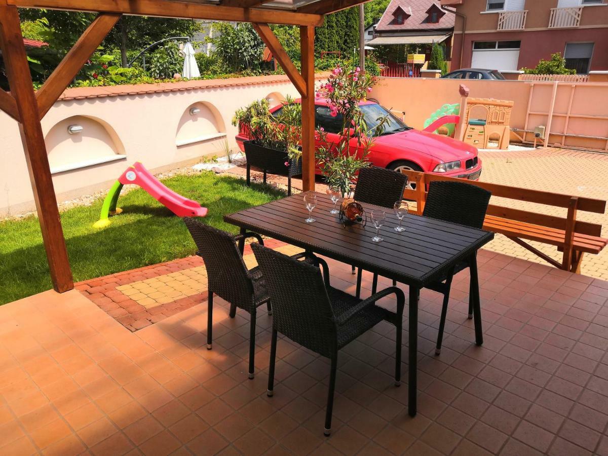 Hajdúszoboszló Aqua Azur Apartman מראה חיצוני תמונה