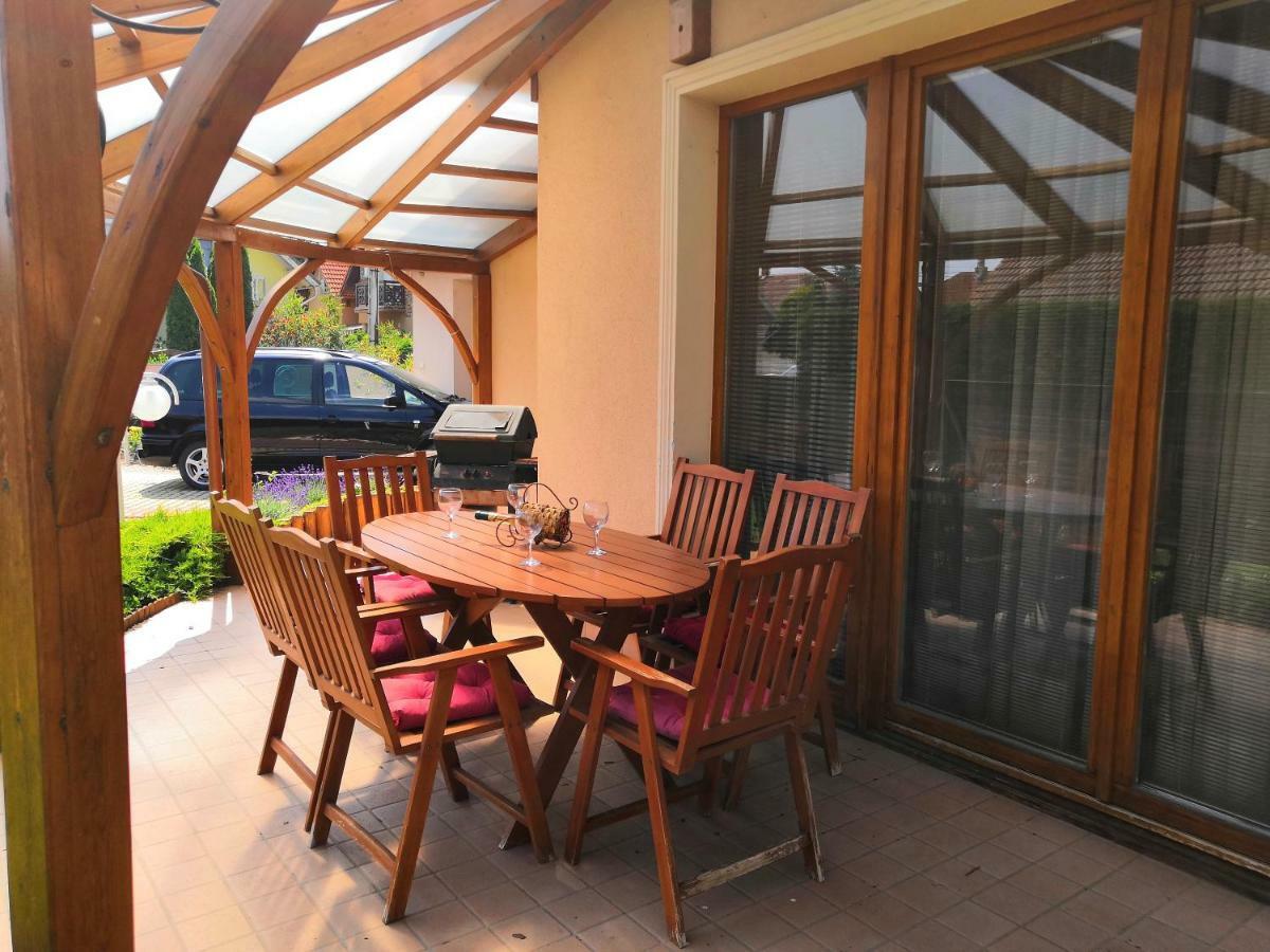 Hajdúszoboszló Aqua Azur Apartman מראה חיצוני תמונה